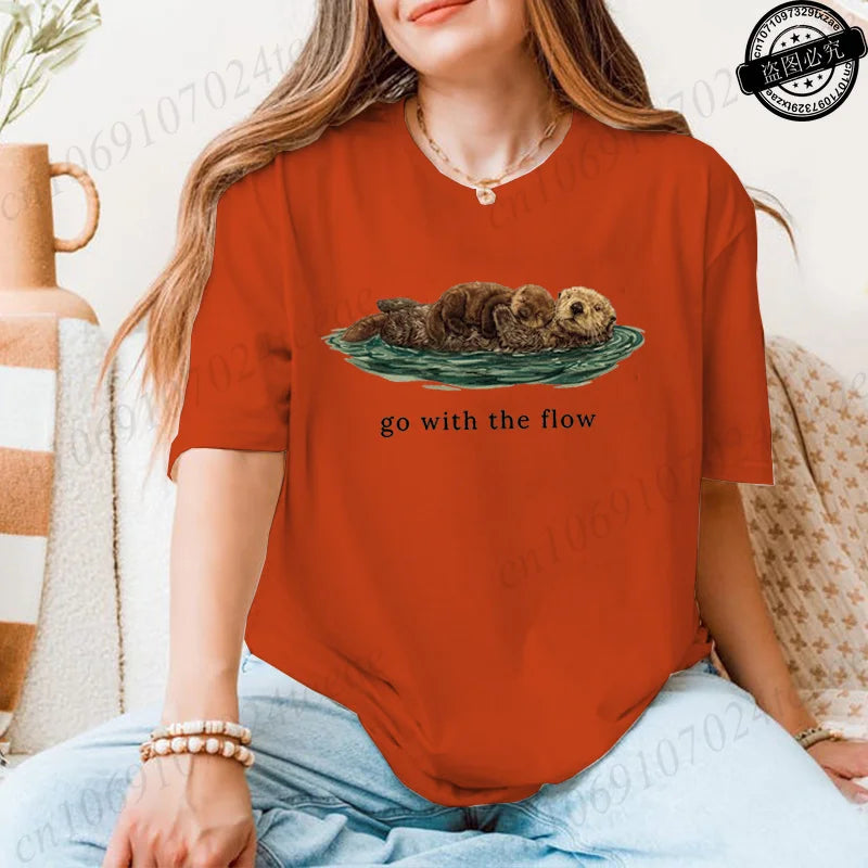 Go with The Flow Shirt,Cute Otter Print Women's T-Shirts,Sea Otter Lover Gift,Vintage Nature Graphic T-shirt,Ocean Life Tees