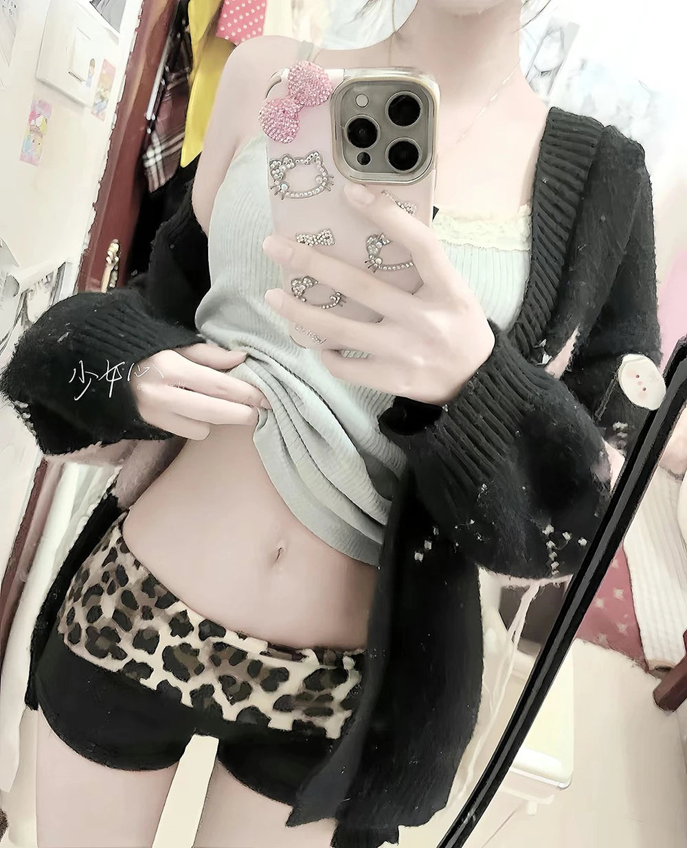 Womens Sexy Sport Shorts Leopard Low Waist Lapel Yoga Shorts Korean Frayed Ladies Skinny Streetwear Double-layer Elastic Shorts